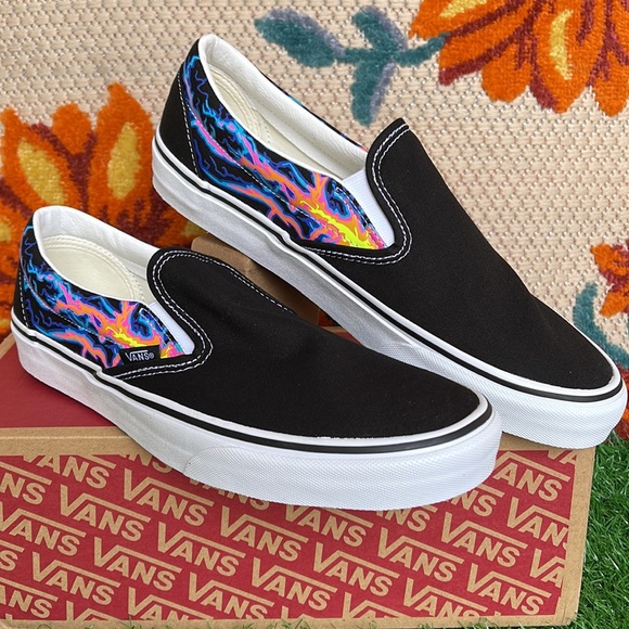 Vans Classic Slip On Electric Flame Black/True White Men’s sneakers - Picture 5 of 16